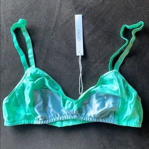 Araks Yareli’s satin trimmed bra